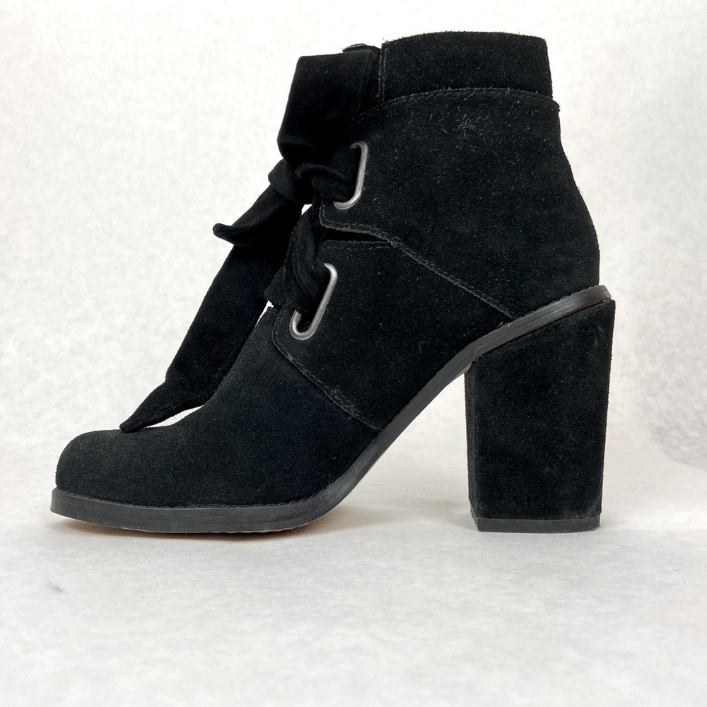 Splendid black suede lace up ankle boots